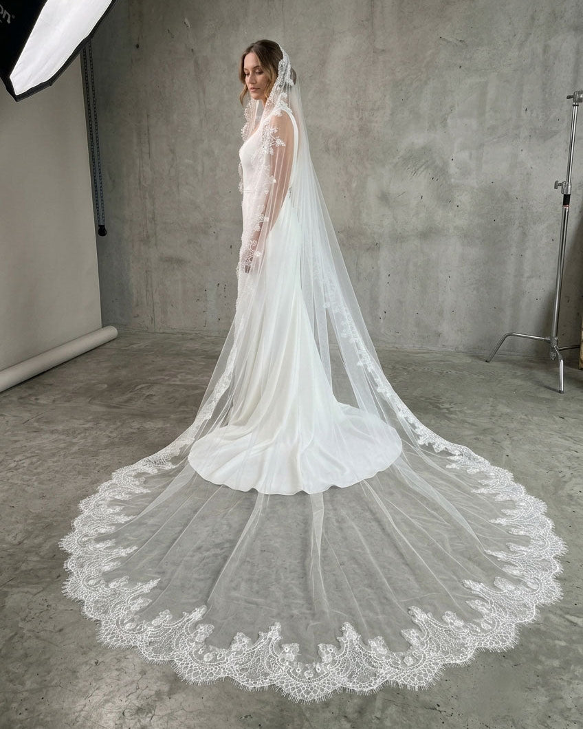 歐美風 lace 蕾絲頭紗，適合香港教堂結婚的神速度古典氣氛